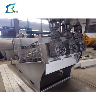 Προσαρμοσμένη τάση 220V 380V φορητή μηχανή αποχέτευσης λάσπης για την κλωστοϋφαντουργία