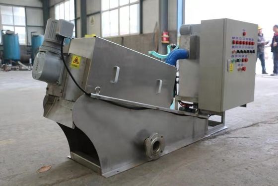 Προσαρμοσμένη τάση 220V 380V φορητή μηχανή αποχέτευσης λάσπης για την κλωστοϋφαντουργία